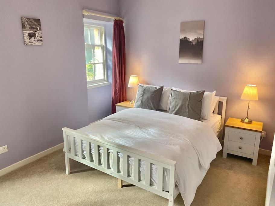 Charming 3/4 Bedroom Semi-Detached Cottage. Carberry Exterior photo